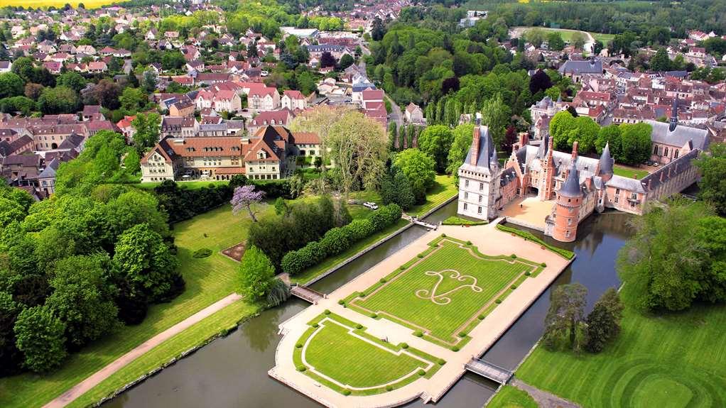 Mercure Maintenon Esterno foto