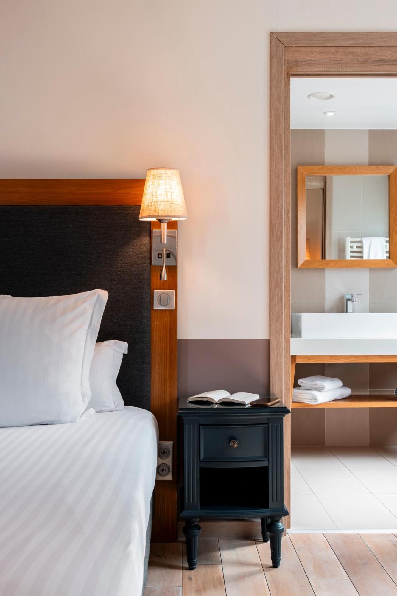Mercure Maintenon Esterno foto